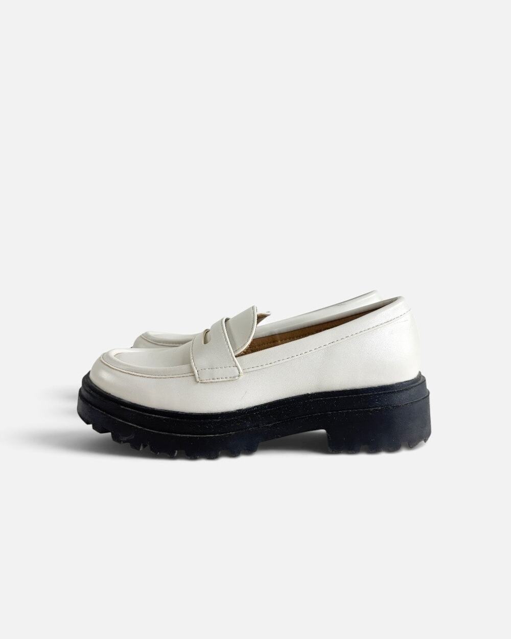 Target A New Day Britney Off White Chunky Penny Loafers Lug Sole Size 7